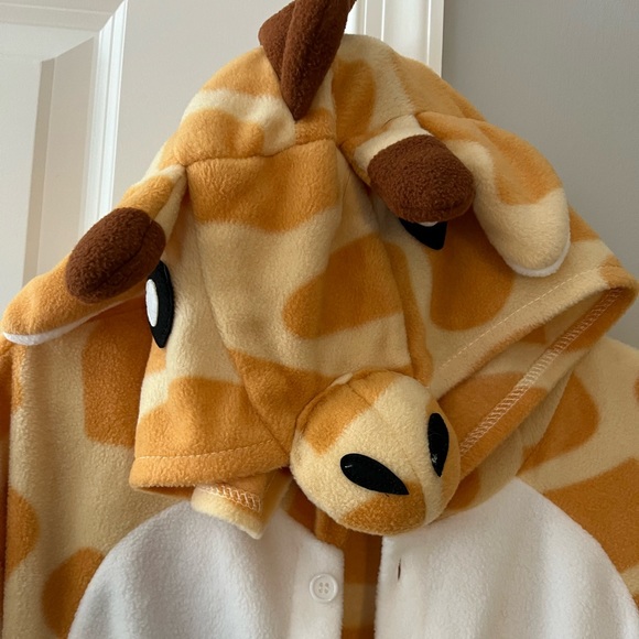 Silver Lilly Giraffe Onesie Adult Medium - Picture 3 of 5
